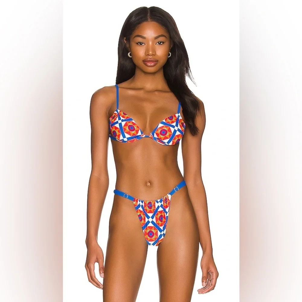 WeWoreWhat Ruched Underwire Bikini Top & Adjustable Bottom Off White Multi – XS - Picture 1 of 1